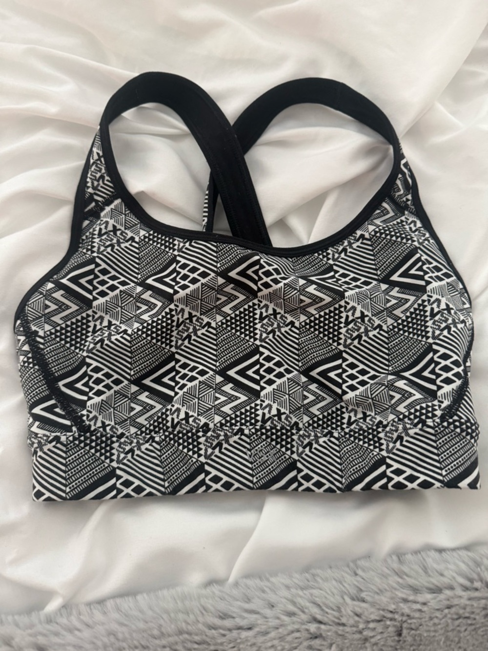 Victoria's Secret Black & White Geometric Sports Bra
